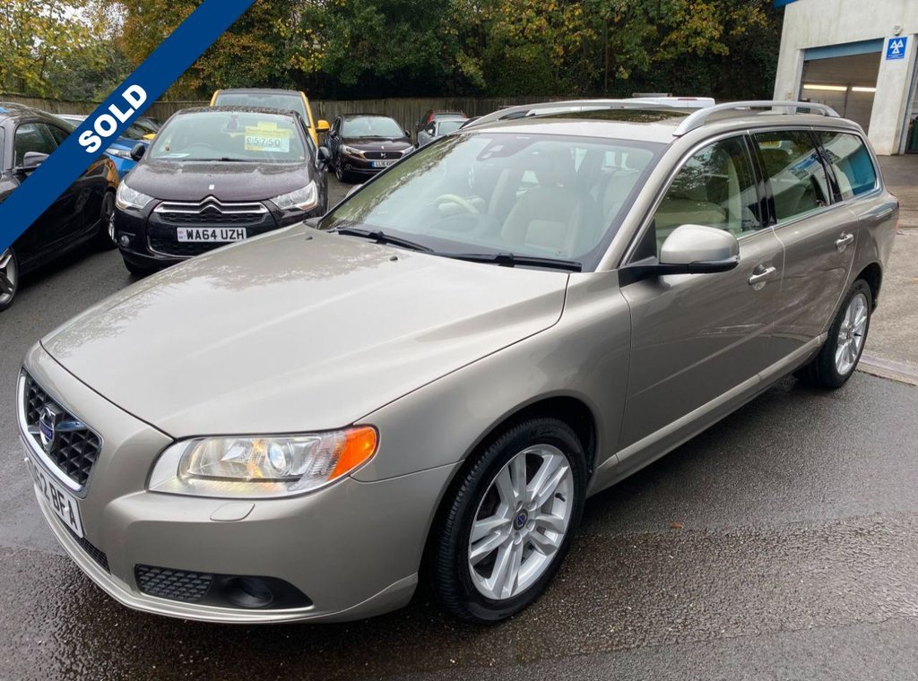 USED 2012 62 VOLVO V70 2.0 D4 SE Lux Estate 5dr Diesel Manual Euro 5 (s/s) (163 ps) RARE MANUAL LOW MILES ONE OWNER