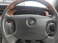 USED 2005 05 JAGUAR XJ 3.0 SE Saloon 4dr Petrol Automatic (249 g/km, 240 bhp) SERVICE HISTORY & BRISTOL CAZ