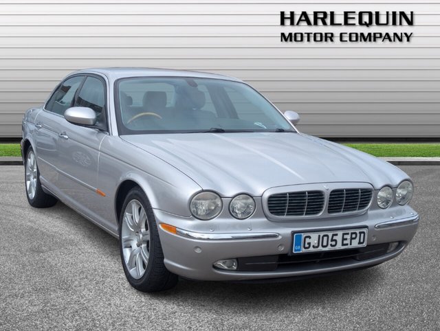 2005 XJ 3.0 SE SALOON 4DR PETROL AUTOMATIC 249 G KM, 240 BHP YEAR... photo