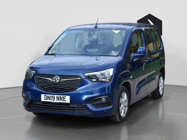 2019 VAUXHALL COMBO LIFE 1.5 Turbo D BlueInjection Energy MPV 5dr Diesel Manual Euro 6 (s/s) (7 Seat) (100 ps) - Photo 3