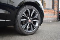 USED 2020 70 JAGUAR F-PACE 3.0 D300 V6 300 Sport SUV 5dr Diesel Auto AWD Euro 6 (s/s) (300 ps) PAN ROOF / 22" ALLOYS / FSH