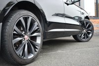 USED 2020 70 JAGUAR F-PACE 3.0 D300 V6 300 Sport SUV 5dr Diesel Auto AWD Euro 6 (s/s) (300 ps) PAN ROOF / 22" ALLOYS / FSH