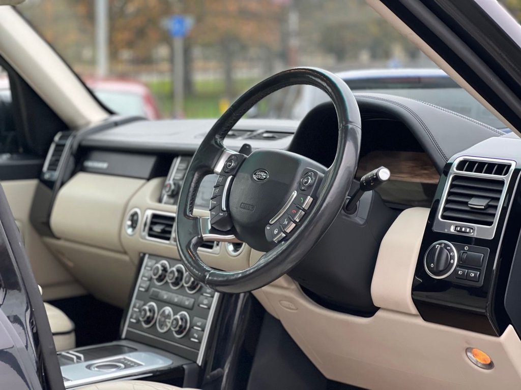 USED 2012 12 LAND ROVER RANGE ROVER 4.4 TD V8 Westminster SUV 5dr Diesel Auto 4WD Euro 5 (313 bhp) *AWARD WINNING DEALERSHIP*