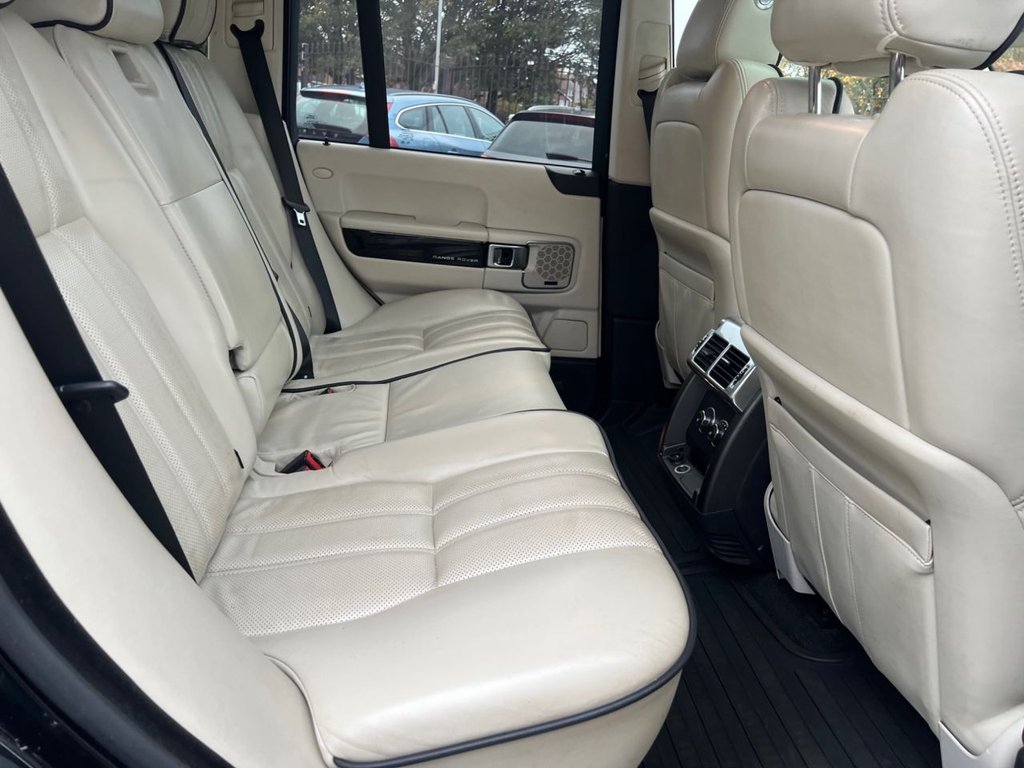 USED 2012 12 LAND ROVER RANGE ROVER 4.4 TD V8 Westminster SUV 5dr Diesel Auto 4WD Euro 5 (313 bhp) *AWARD WINNING DEALERSHIP*