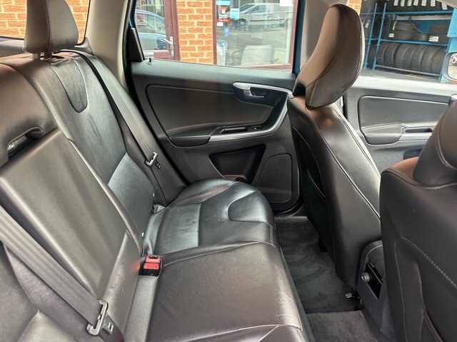 2016 Volvo Xc60 2.4L SE Lux Nav 5dr - Photo 7