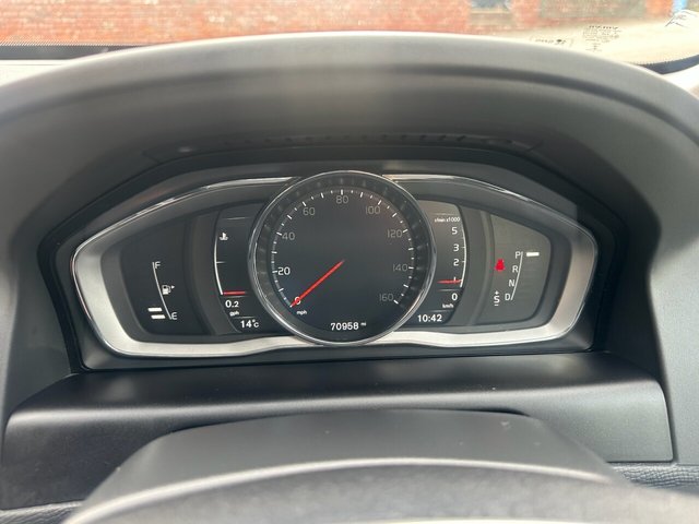 2016 Volvo Xc60 2.4L SE Lux Nav 5dr - Photo 9