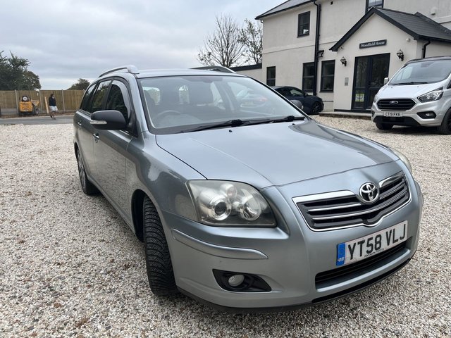 2008 58 Toyota Avensis 2.2 D-4D TR Estate 5dr Diesel Manual (158 g/km, 148 bhp)