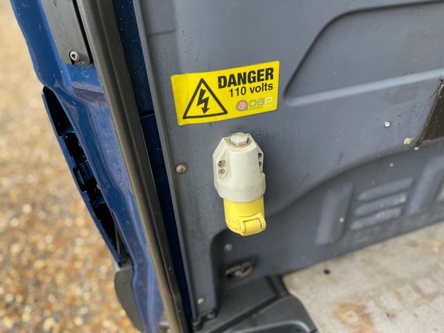 2019 Mercedes-Benz Sprinter 2.1L null 5dr - Photo 11