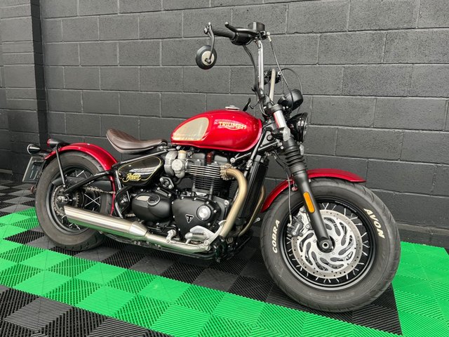 View our TRIUMPH BOBBER