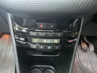 USED 2019 PEUGEOT 2008 1.2 PureTech Allure Premium SUV 5dr Petrol Manual Euro 6 (s/s) (82 ps) Cruise Control, Sports Seats