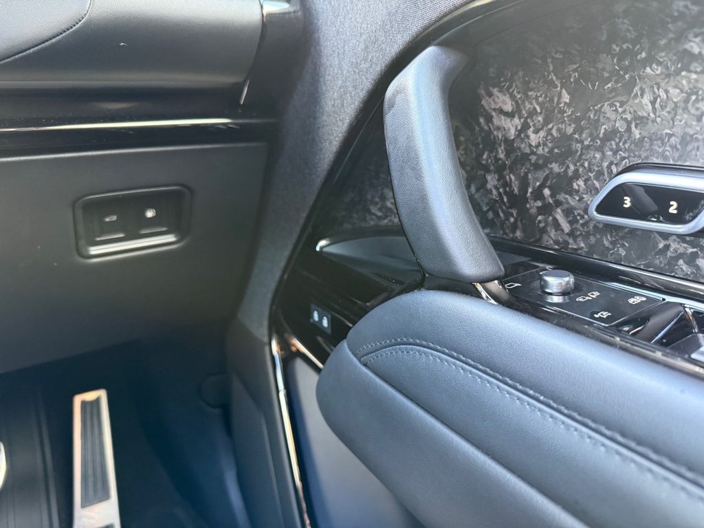 USED 2022 72 LAND ROVER RANGE ROVER SPORT 3.0 P510e 38.2kWh First Edition SUV 5dr Petrol Plug-in Hybrid Auto 4WD Euro 6 (s/s) (510 ps) 23”ALLOYS+ELEC DEP STEPS+1F/KEEPER