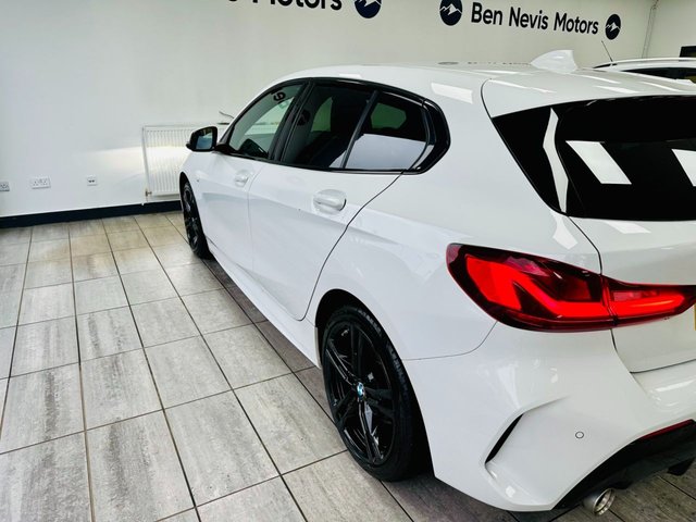 2024 BMW 1 SERIES - Photo 5