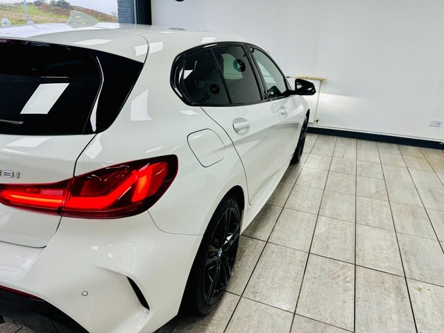 2024 BMW 1 SERIES - Photo 8