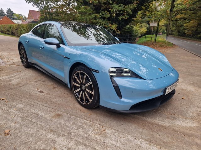 2022 71 Porsche Taycan Performance Plus 93.4kWh Saloon 4dr Electric Auto RWD (11kW Charger) (476 ps)