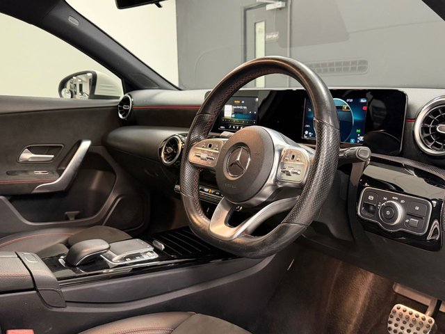 2019 Mercedes-Benz A-CLASS - Photo 3