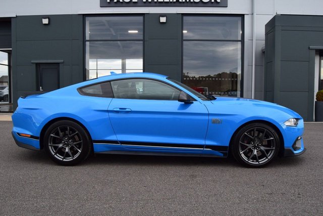 2022 FORD MUSTANG - Photo 9