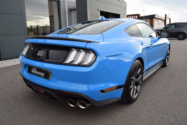 2022 FORD MUSTANG - Photo 10