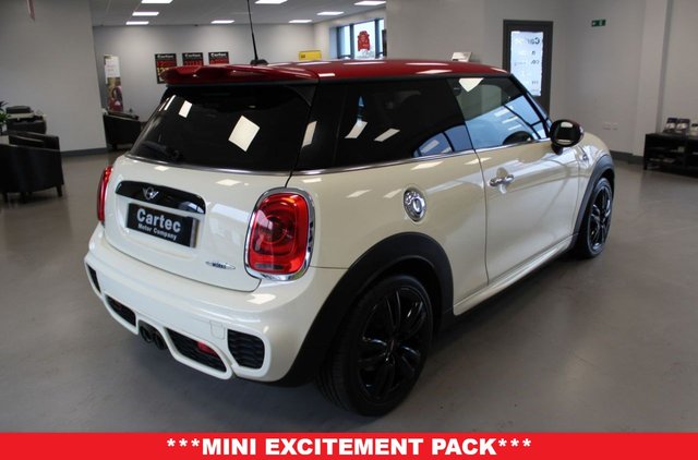 2017 MINI Cooper 2L John Cooper Works 3dr - Photo 8