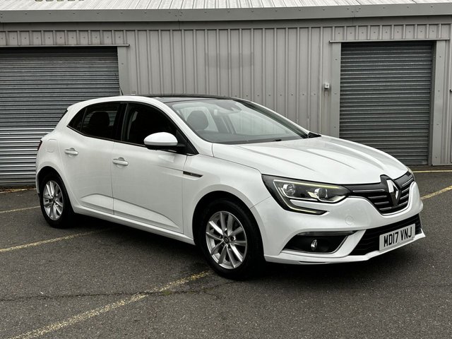 2017 RENAULT MEGANE - Photo 7