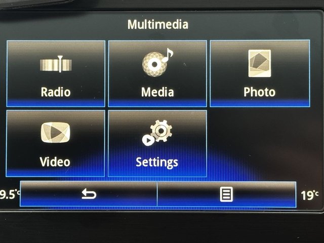 2017 RENAULT MEGANE - Photo 12