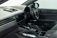 USED 2019 19 PORSCHE CAYENNE Cayenne 4.0T V8 Turbo Coupe 5dr Petrol TiptronicS 4WD Euro 6 (s/s) (550 ps) Huge specification Cayenne 4.0 V8 Turbo with Full Porsche service history, Pan roof, Burmeister, Adaptive cruise control, 360 Camera with front and rear parking sensors, 22" RS Alloys