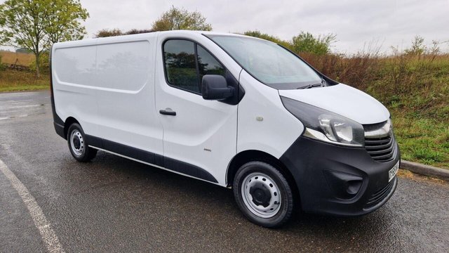 2015 VAUXHALL VIVARO - Photo 9