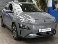 USED 2021 21 HYUNDAI KONA 64kWh Premium SUV 5dr Electric Auto (10.5kW Charger) (204 ps) SAT NAV ANDROID APPLE CARPLAY HEATED SEATS CRUISE CONTROL REAR VIEW CAMERA PARKING SENSORS 1 OWNERS EXCELLENT SERVICE HISTORY HYUNDAI WARRANTY TILL JUNE 2026