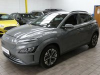 USED 2021 21 HYUNDAI KONA 64kWh Premium SUV 5dr Electric Auto (10.5kW Charger) (204 ps) SAT NAV ANDROID APPLE CARPLAY HEATED SEATS CRUISE CONTROL REAR VIEW CAMERA PARKING SENSORS 1 OWNERS EXCELLENT SERVICE HISTORY HYUNDAI WARRANTY TILL JUNE 2026
