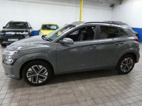 USED 2021 21 HYUNDAI KONA 64kWh Premium SUV 5dr Electric Auto (10.5kW Charger) (204 ps) SAT NAV ANDROID APPLE CARPLAY HEATED SEATS CRUISE CONTROL REAR VIEW CAMERA PARKING SENSORS 1 OWNERS EXCELLENT SERVICE HISTORY HYUNDAI WARRANTY TILL JUNE 2026