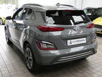 USED 2021 21 HYUNDAI KONA 64kWh Premium SUV 5dr Electric Auto (10.5kW Charger) (204 ps) SAT NAV ANDROID APPLE CARPLAY HEATED SEATS CRUISE CONTROL REAR VIEW CAMERA PARKING SENSORS 1 OWNERS EXCELLENT SERVICE HISTORY HYUNDAI WARRANTY TILL JUNE 2026