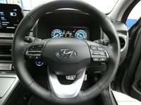 USED 2021 21 HYUNDAI KONA 64kWh Premium SUV 5dr Electric Auto (10.5kW Charger) (204 ps) SAT NAV ANDROID APPLE CARPLAY HEATED SEATS CRUISE CONTROL REAR VIEW CAMERA PARKING SENSORS 1 OWNERS EXCELLENT SERVICE HISTORY HYUNDAI WARRANTY TILL JUNE 2026