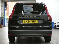 USED 2024 24 DACIA JOGGER 1.6 Hybrid EXTREME MPV 5dr Petrol Hybrid Auto Euro 6 (s/s) (140 ps) 7 SEATS SAT NAV HEATED SEATS CRUISE CONTROL PARKING SENSORS 1 OWNER SERVICE HISTORY DACIA WARRANTY TILL MARCH 2027