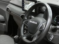 USED 2024 24 DACIA JOGGER 1.6 Hybrid EXTREME MPV 5dr Petrol Hybrid Auto Euro 6 (s/s) (140 ps) 7 SEATS SAT NAV HEATED SEATS CRUISE CONTROL PARKING SENSORS 1 OWNER SERVICE HISTORY DACIA WARRANTY TILL MARCH 2027