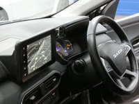 USED 2024 24 DACIA JOGGER 1.6 Hybrid EXTREME MPV 5dr Petrol Hybrid Auto Euro 6 (s/s) (140 ps) 7 SEATS SAT NAV HEATED SEATS CRUISE CONTROL PARKING SENSORS 1 OWNER SERVICE HISTORY DACIA WARRANTY TILL MARCH 2027