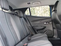 USED 2021 21 PEUGEOT E-2008 50kWh Allure SUV 5dr Electric Auto (136 ps) 