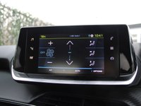 USED 2021 21 PEUGEOT E-2008 50kWh Allure SUV 5dr Electric Auto (136 ps) 