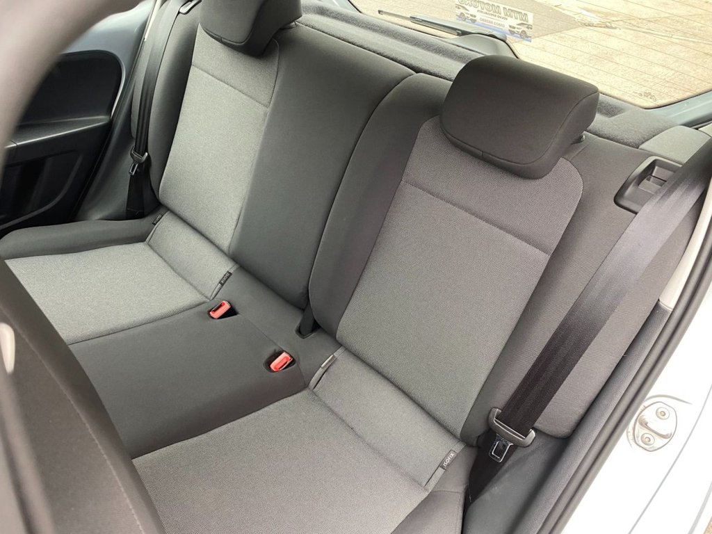 USED 2015 15 VOLKSWAGEN UP! 1.0 Move up! Hatchback 5dr Petrol Manual Euro 5 (60 ps) 2 OWNERS FULL SERVICE HISTORY