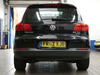 USED 2012 62 VOLKSWAGEN TIGUAN 2.0 TDI BlueMotion Tech SE SUV 5dr Diesel DSG 4WD Euro 5 (s/s) (140 ps) SAT NAV SUNROOF HEATED LEATHER INTERIOR CRUISE CONTROL PARKING SENSORS 4 OWNERS 12 SERVICES TO 98K MILES INC CAMBELT
