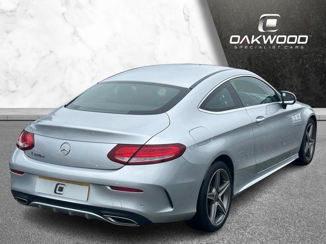 2017 Mercedes-Benz C-CLASS - Photo 6