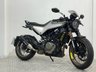USED 2021 71 HUSQVARNA VITPILEN 401 LOW MILEAGE - HPI CLEAR - A2 COMPLIANT COMES WITH NEW MOT AND WARRANTY