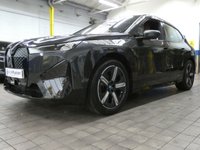 USED 2022 22 BMW IX 40 76.6kWh M Sport SUV 5dr Electric Auto xDrive (326 ps) SAT NAV LEATHER HEATED SEATS CRUISE CONTROL PARKING SENSORS 1 OWNER SERVICE HISTORY WARRANTY