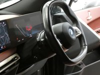 USED 2022 22 BMW IX 40 76.6kWh M Sport SUV 5dr Electric Auto xDrive (326 ps) SAT NAV LEATHER HEATED SEATS CRUISE CONTROL PARKING SENSORS 1 OWNER SERVICE HISTORY WARRANTY