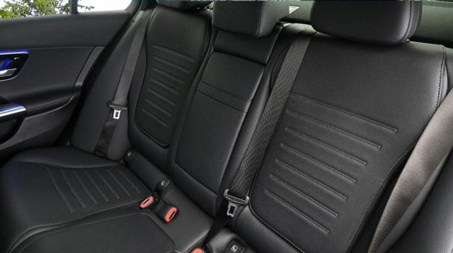 2023 Mercedes-Benz C-CLASS - Photo 4