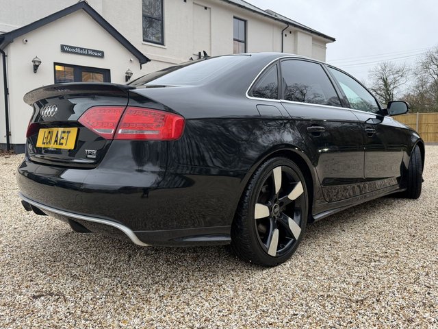 2011 AUDI A4 - Photo 12