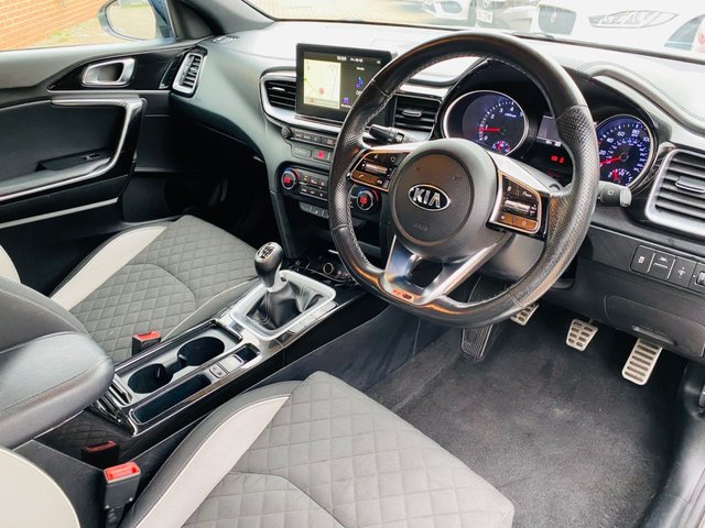2019 Kia Proceed 1.4L Gt-Line 5dr - Photo 2