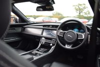 USED 2017 17 JAGUAR XF 3.0d V6 S Saloon 4dr Diesel Auto Euro 6 (s/s) (300 ps) PAN ROOF / PRO NAV / MERIDIAN
