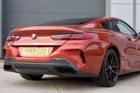 USED 2019 69 BMW 8 SERIES 4.4 M850i V8 Steptronic xDrive Euro 6 (s/s) 2dr CARBON ROOF-SUNSET ORANGE-HUD