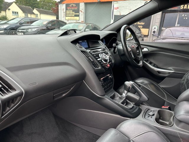 2014 Ford Focus 2L St-3 5dr - Photo 7