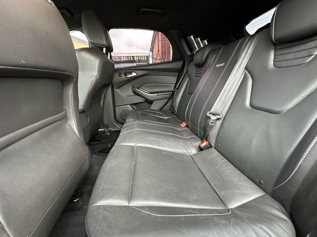 2014 Ford Focus 2L St-3 5dr - Photo 9