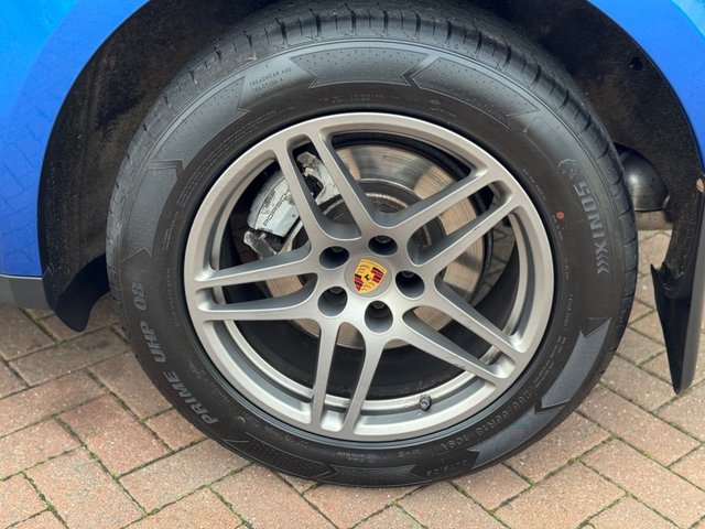 2016 Porsche Macan 3L S 5dr - Photo 8